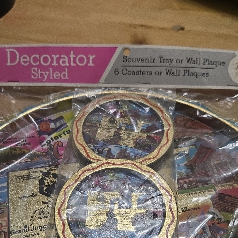 Souvenir Tray Or Wall Plaque With Coasters Or Mini Wall Plaques